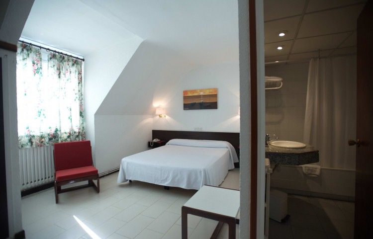Checkin Torredembarra Hotel Ngoại thất bức ảnh